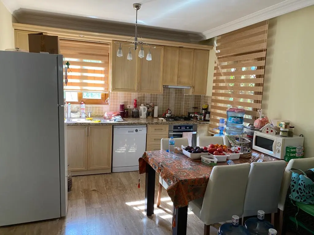 Fitted kitchen